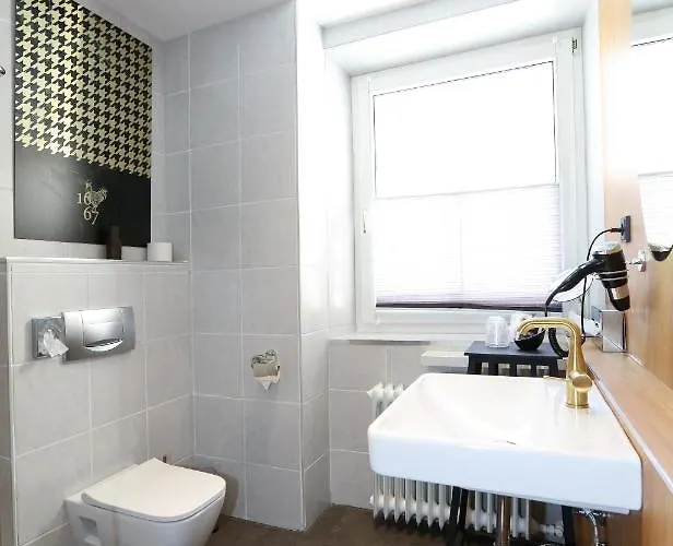 Ana Goggl, Trademark Collection By Wyndham Otel