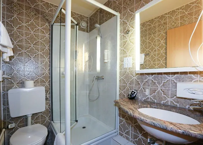 מלון Ana Goggl, Trademark Collection By Wyndham