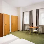 Otel Ana Goggl, Trademark Collection By Wyndham