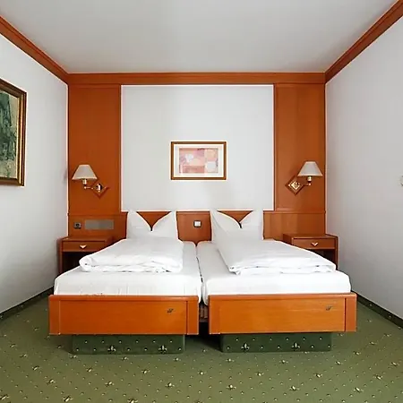 Arthotel Ana Goggl, Trademark Collection By Wyndham Hotel 4*