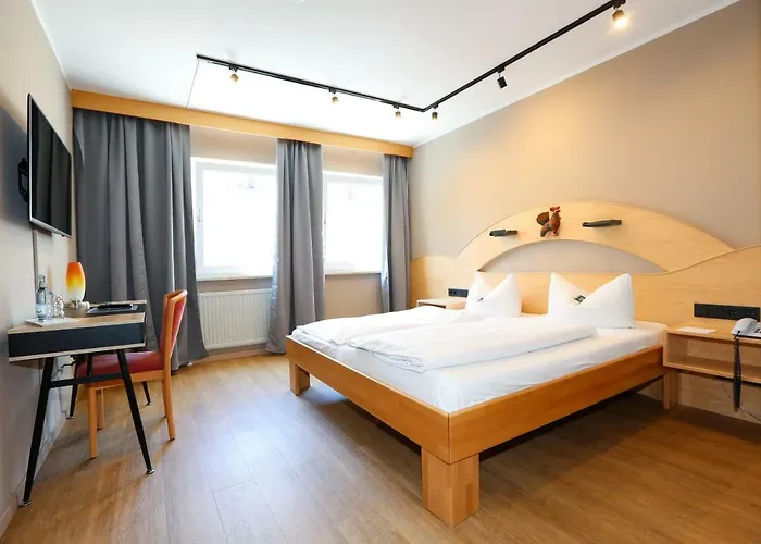 Ana Goggl, Trademark Collection By Wyndham Hotel 4*